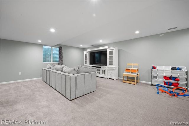 47861 Fieldstone Drive, Northville, MI 48168