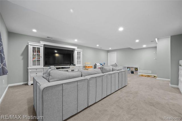 47861 Fieldstone Drive, Northville, MI 48168