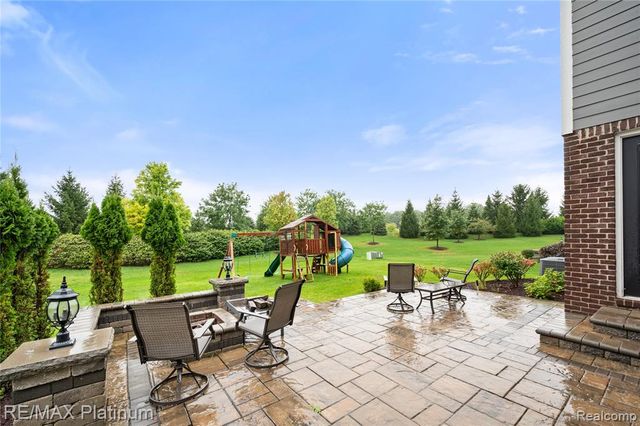 47861 Fieldstone Drive, Northville, MI 48168