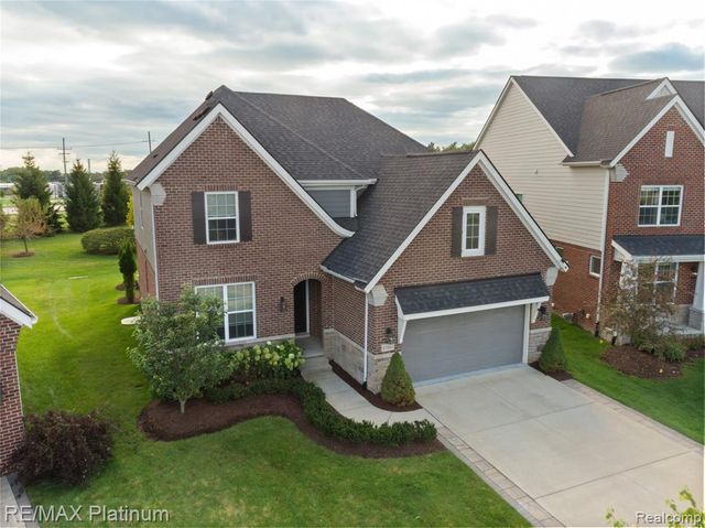 47861 Fieldstone Drive, Northville, MI 48168