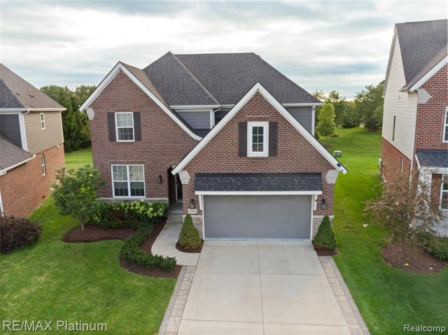 47861 Fieldstone Drive, Northville, MI 48168