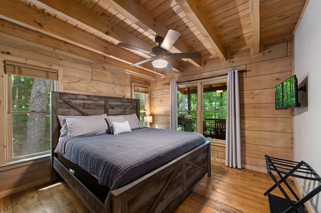 391 Little Bushy Head Road, Blue Ridge, GA 30513