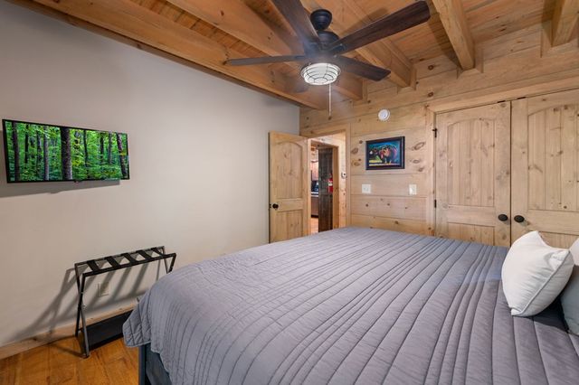 391 Little Bushy Head Road, Blue Ridge, GA 30513