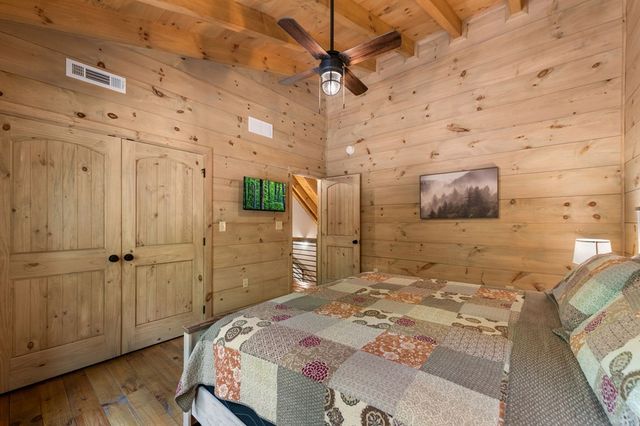 391 Little Bushy Head Road, Blue Ridge, GA 30513