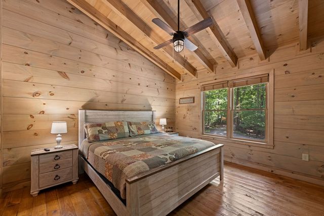 391 Little Bushy Head Road, Blue Ridge, GA 30513