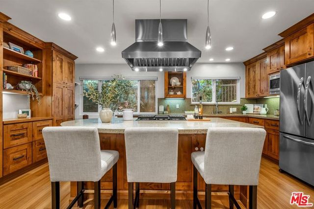 1315 Stanford Street 3, Santa Monica, CA 90404