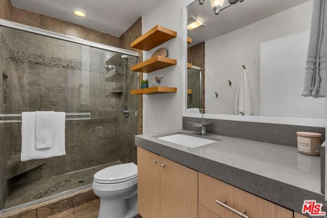 1315 Stanford Street 3, Santa Monica, CA 90404