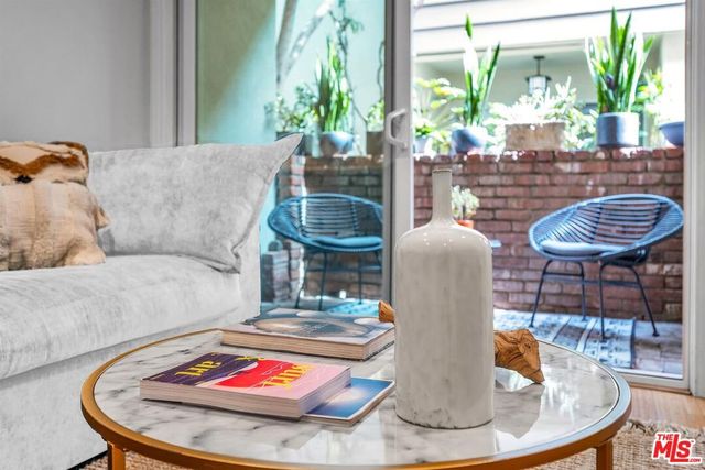 1315 Stanford Street 3, Santa Monica, CA 90404