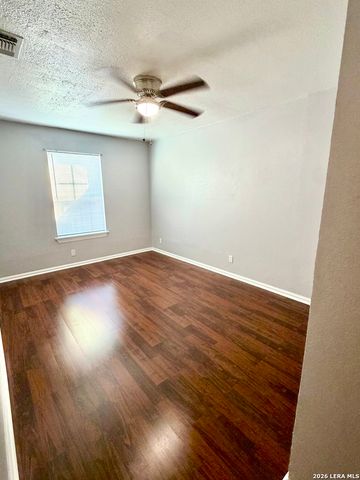 1214 W Winnipeg, San Antonio, TX 78225