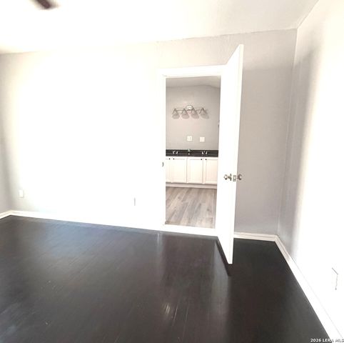 1214 W Winnipeg, San Antonio, TX 78225