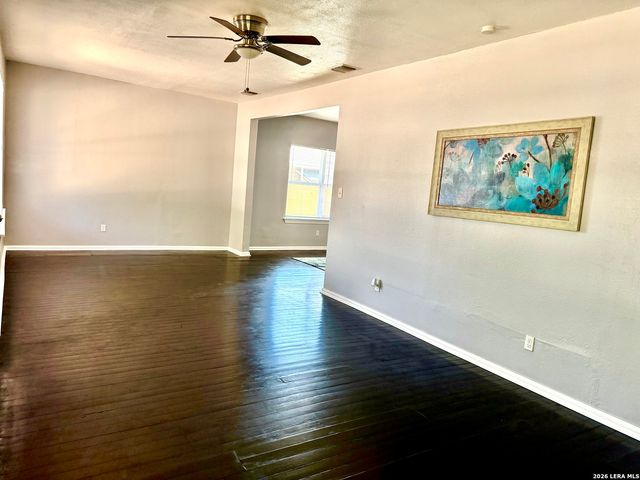 1214 W Winnipeg, San Antonio, TX 78225