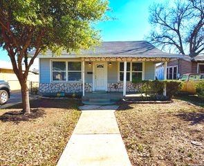 1214 W Winnipeg, San Antonio, TX 78225