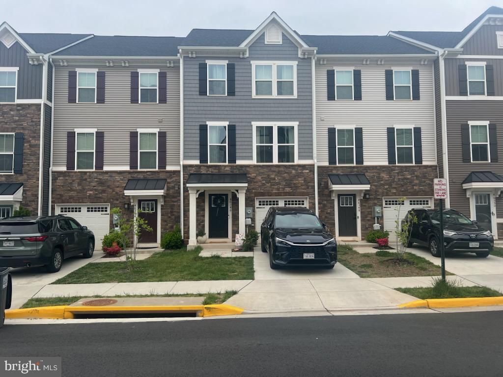 46346 MOUNT KELLOGG TER, Sterling, VA 20164