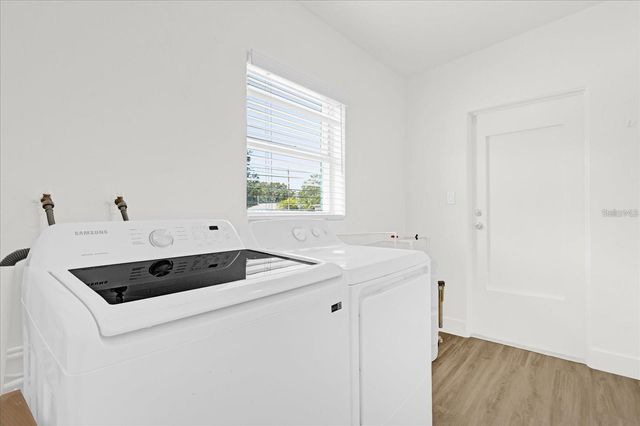 1600 HART LANE, Orlando, FL 32804
