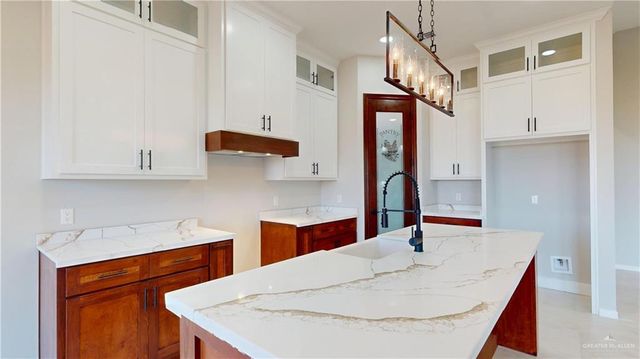 3802 Crimson Avenue, Mission, TX 78574