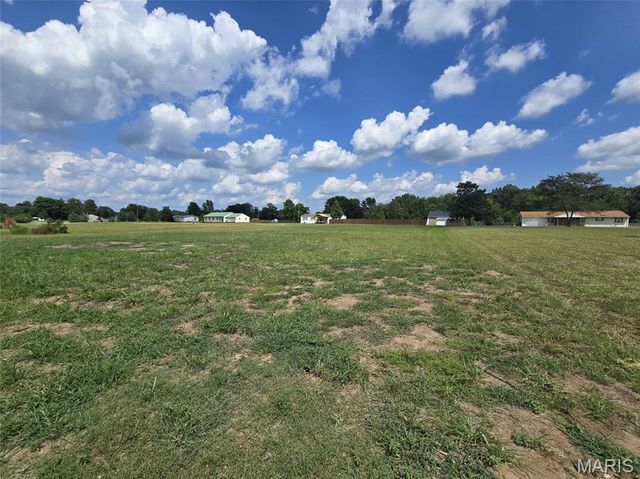 81 Sandy Lane, Benton, MO 63736