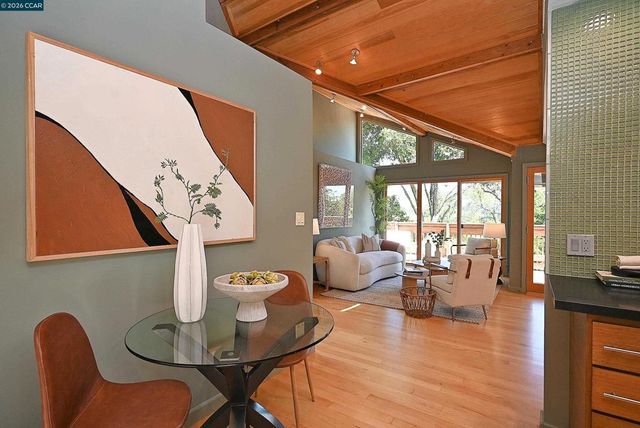 817 Mariposa Rd, Lafayette, CA 94549