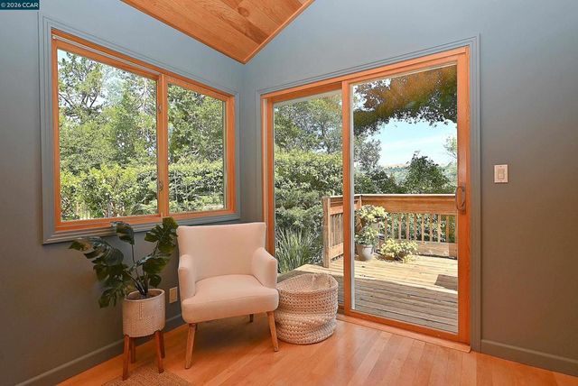 817 Mariposa Rd, Lafayette, CA 94549