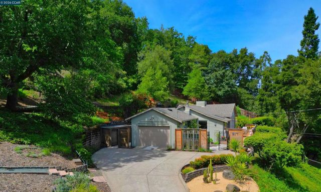 817 Mariposa Rd, Lafayette, CA 94549