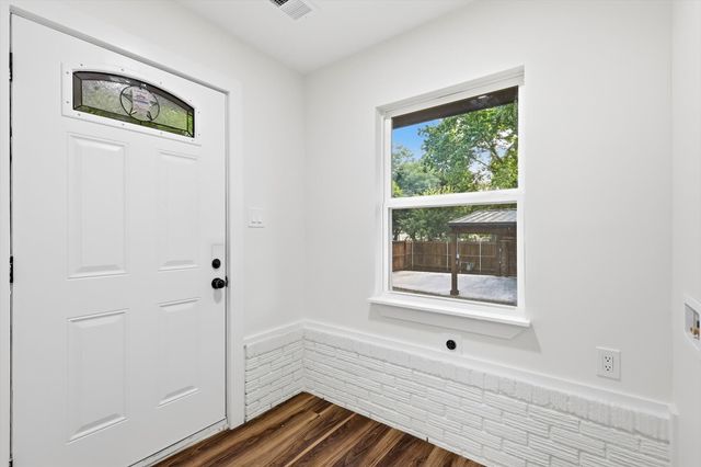 523 Martinique Avenue, Dallas, TX 75223