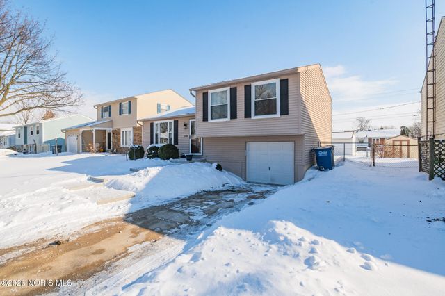 5484 Brook Point Road, Toledo, OH 43611