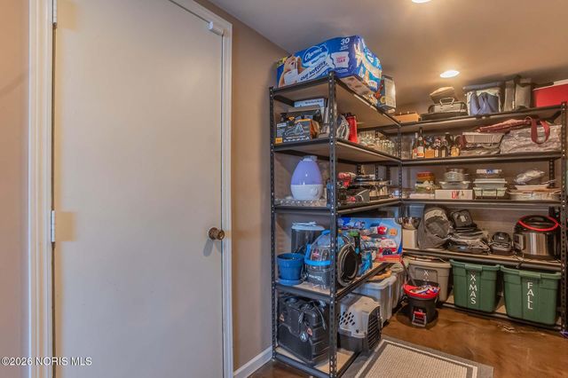 5484 Brook Point Road, Toledo, OH 43611