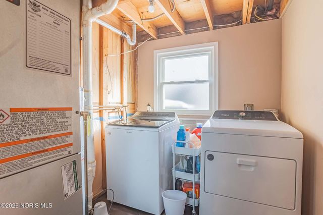 5484 Brook Point Road, Toledo, OH 43611