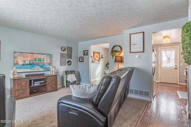 5484 Brook Point Road, Toledo, OH 43611