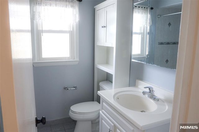 118 Hobart Avenue, Rutherford, NJ 07070