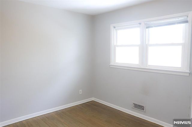 118 Hobart Avenue, Rutherford, NJ 07070