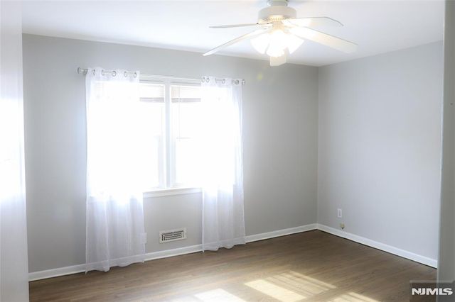 118 Hobart Avenue, Rutherford, NJ 07070