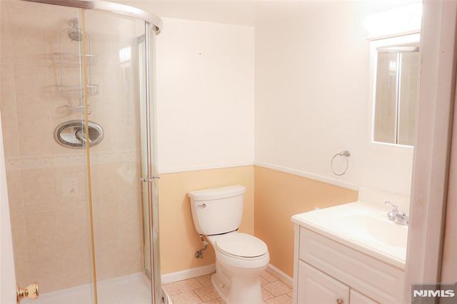 118 Hobart Avenue, Rutherford, NJ 07070