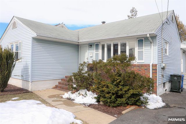 118 Hobart Avenue, Rutherford, NJ 07070