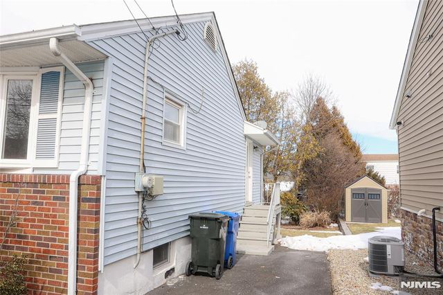 118 Hobart Avenue, Rutherford, NJ 07070