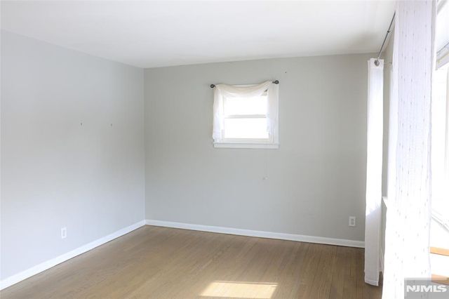 118 Hobart Avenue, Rutherford, NJ 07070