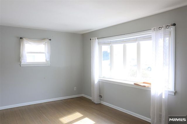 118 Hobart Avenue, Rutherford, NJ 07070