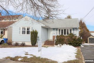 118 Hobart Avenue, Rutherford, NJ 07070