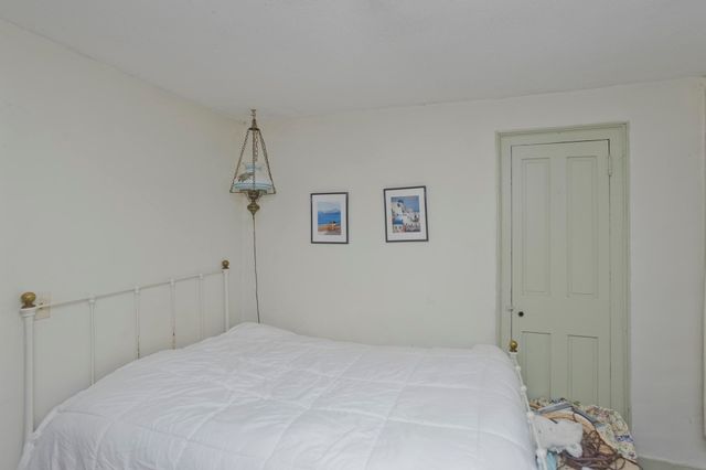 40 Somers Rd, East Longmeadow, MA 01028