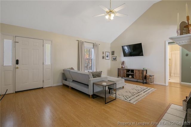 386 Forest Woods Drive, Raeford, NC 28376