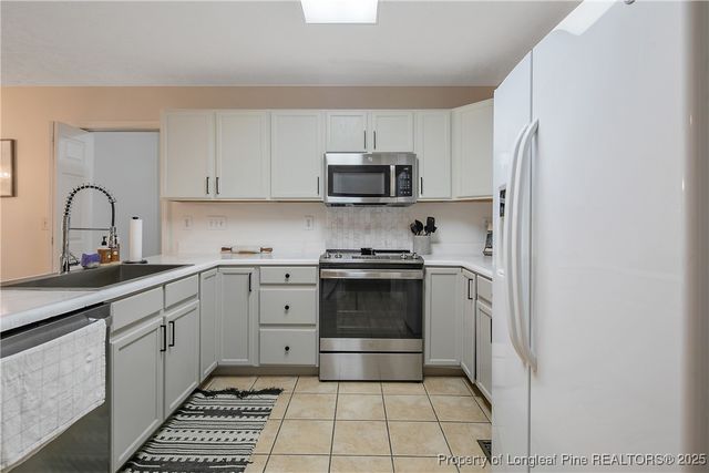 386 Forest Woods Drive, Raeford, NC 28376