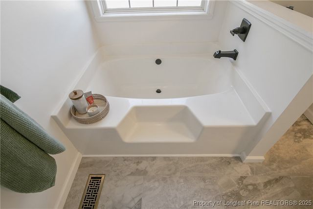 386 Forest Woods Drive, Raeford, NC 28376