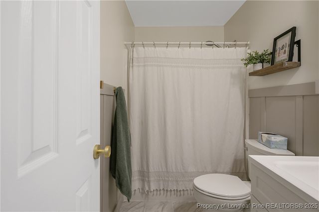 386 Forest Woods Drive, Raeford, NC 28376