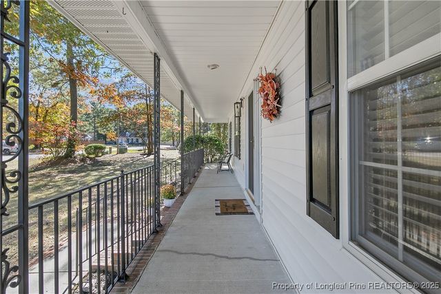 386 Forest Woods Drive, Raeford, NC 28376