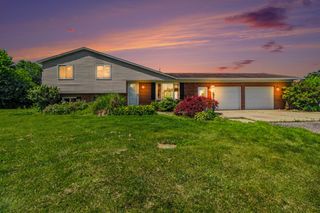 5601 Dexter Pinckney Road, Dexter Twp, MI 48130
