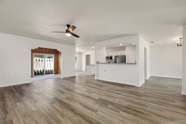 3904 Pecan, Schertz, TX 78108