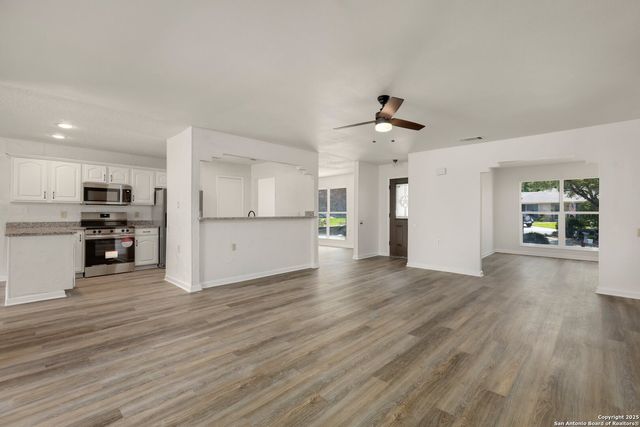 3904 Pecan, Schertz, TX 78108