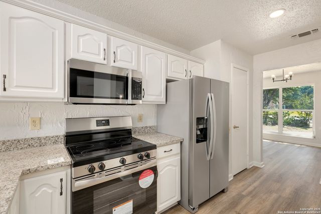 3904 Pecan, Schertz, TX 78108