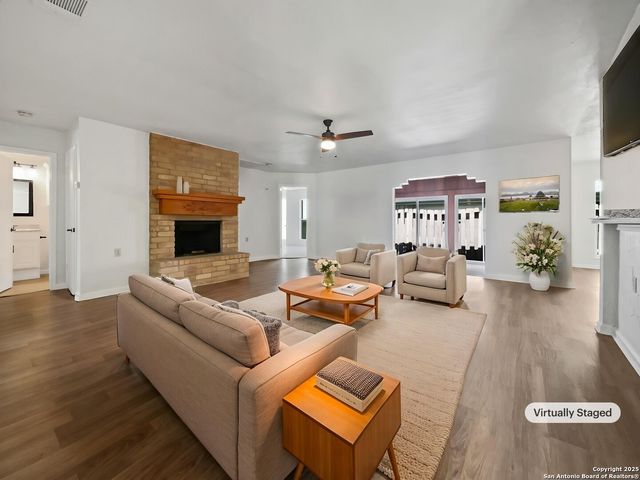 3904 Pecan, Schertz, TX 78108