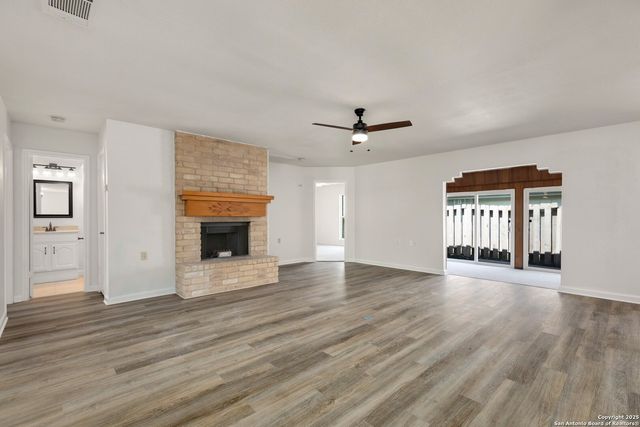 3904 Pecan, Schertz, TX 78108