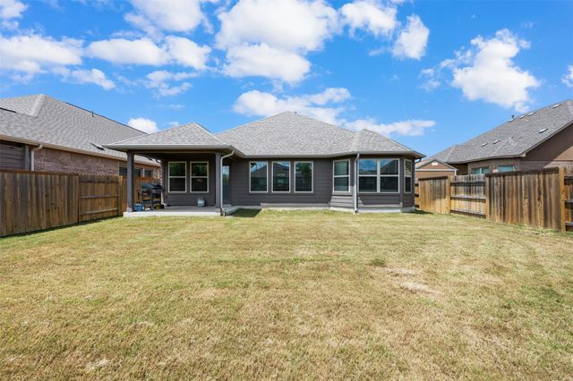 303 Cold River RUN, Kyle, TX 78640